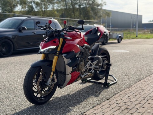 Ducati Streetfighter V4 S naked Arrow Carbon OHLINS 236 pk
