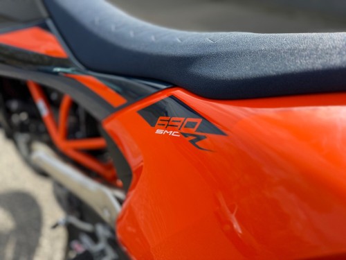 KTM 690 SMC R Supermoto A2 Supermotard NIEUW! BTW motor 2026 model