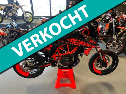 KTM 690 SMC R Supermoto A2 Supermotard 2022 model