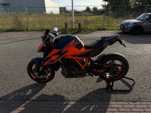 KTM Tour 1290 SuperDuke R ABS gen 3 Track & Tech pack SUPERDEAL!
