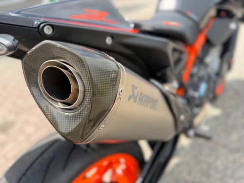 KTM 890 Duke R ABS NIEUWSTAAT 24 maand GARANTIE