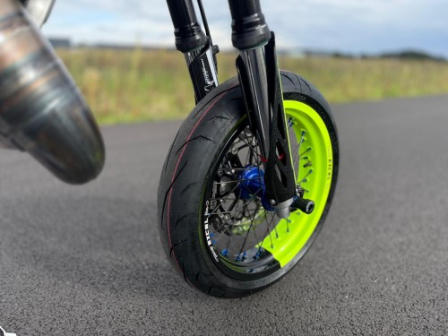 TM SMR En 125 model A1 rijbewijs Supermoto Supermotard TOPTAAT!