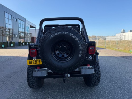 Jeep 4x4 CJ 6,6 V8 CJ-7 Topstaat