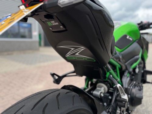 Kawasaki Z900 naked Quick shifter Side wings enz