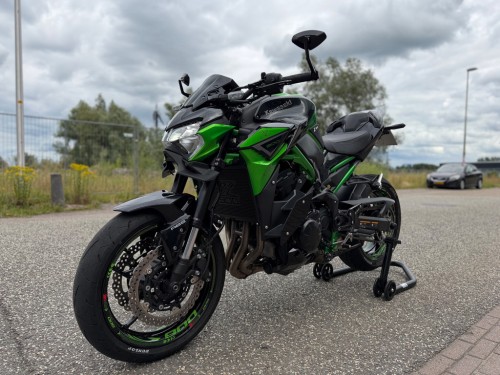 Kawasaki Z900 naked Quick shifter Side wings enz