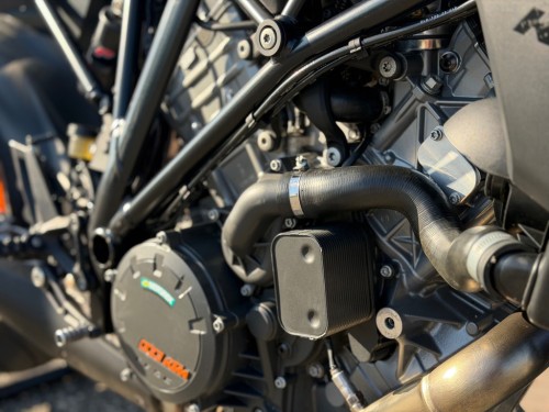 KTM 1290 SuperDuke R ABS Track & Tack Pack Black edition