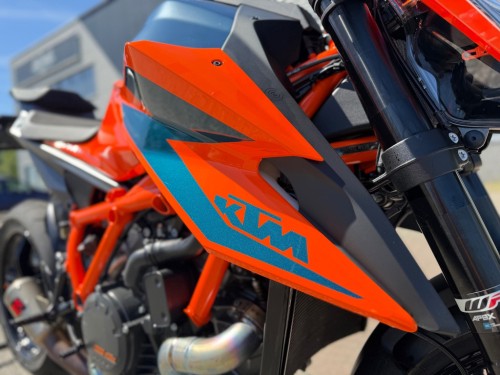 KTM 1290 SuperDuke R ABS Track pack Akrapovic Full options