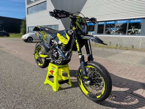 Husqvarna FE 501 Supermoto Supermotard SM A2 rijbewijs