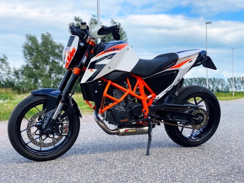 KTM Tour 690 Duke R Naked bike 2014 CONCOURSTAAT!