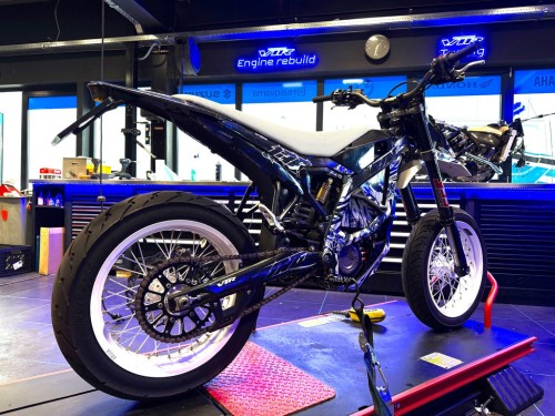 Sur-Ron Supermoto Ultra Bee 60 pk A1 rijbewijs Supermotard