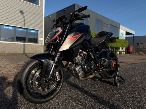 KTM Tour 1290 SuperDuke R ABS Black Edition NIEUWSTAAT!