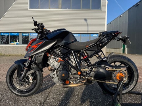 KTM Tour 1290 SuperDuke R ABS Black Edition NIEUWSTAAT!
