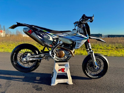 Husqvarna FE 450 2019 Supermoto A2 kenteken NIEUWSTAAT!