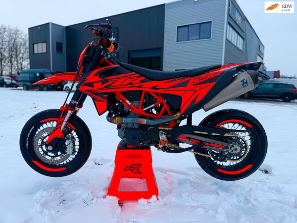 KTM 690 SMC R Supermoto Supermotard