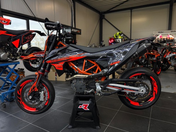 KTM 690 SMC R 2023 model Supermoto Supermotard TOPSTAAT!