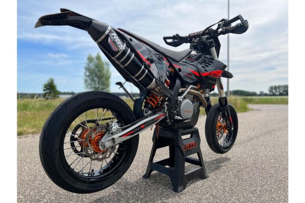 KTM Supermotard 450 EXC-R 530 A2 rijbewijs Supermoto VTR Style