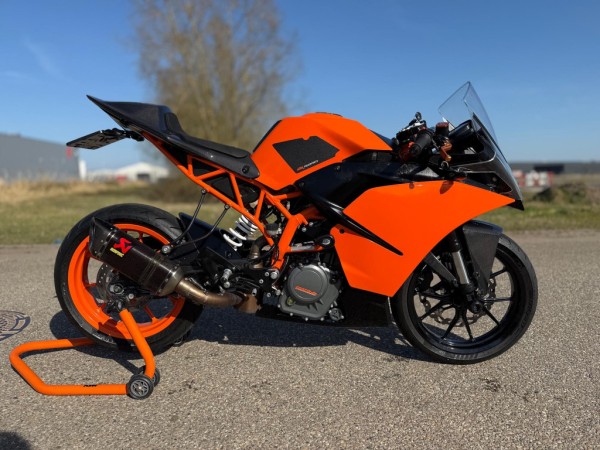 KTM Sport RC 390 A2 rijbewijs 2016 CARBON
