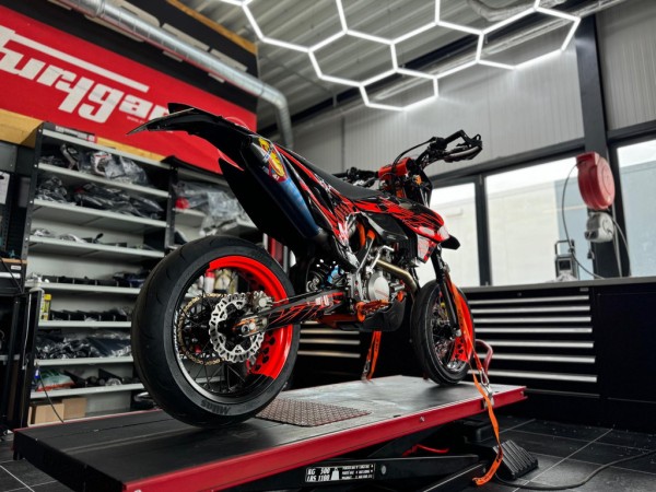KTM 500 EXC Supermoto Supermotard A2 VTR Style