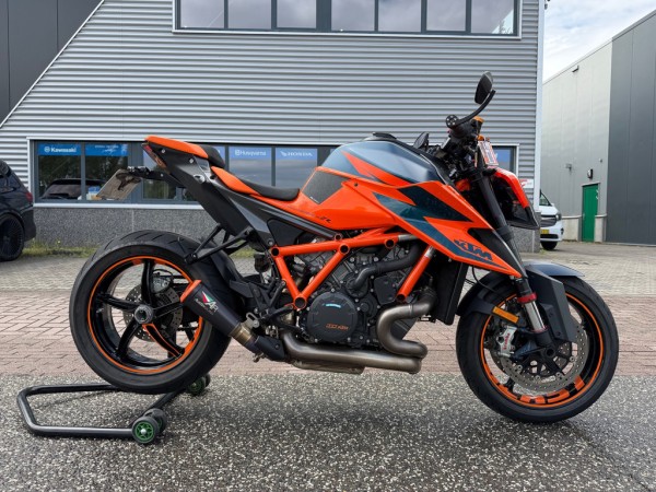 KTM Tour 1290 SuperDuke R ABS