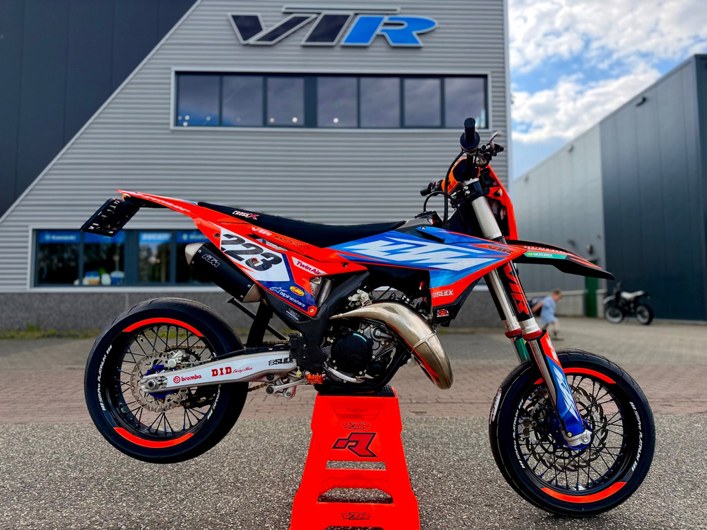 KTM 125 EXC TPI 2025 model A1 Rijbewijs Supermoto Supermotard GARANTIE!