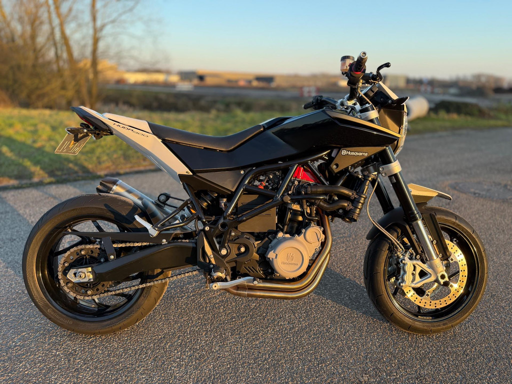 Husqvarna Tour Nuda 900 Exlusief Arrow 2e eigenaar