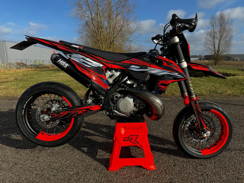 KTM Supermoto 300 EXC TPI Supermotard A2 VTR Style