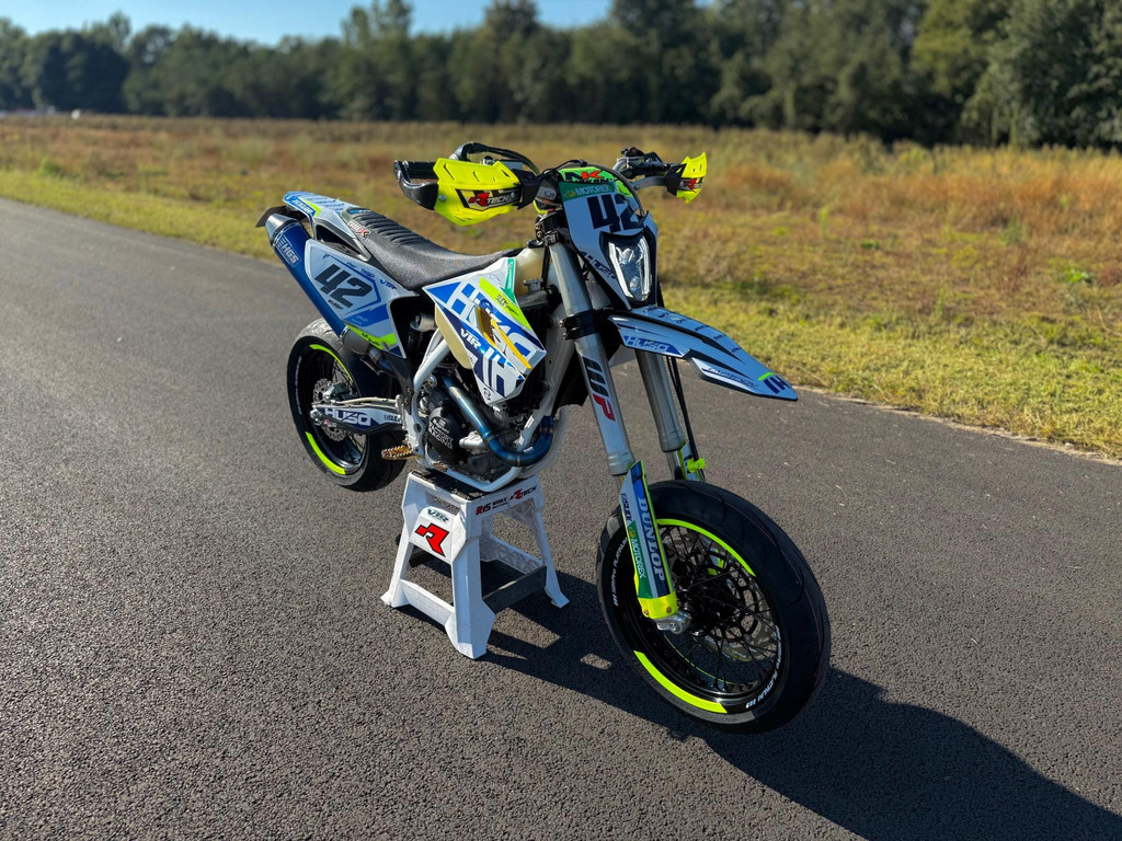 Husqvarna FE 450/501 2016 Supermoto Supermotard A2