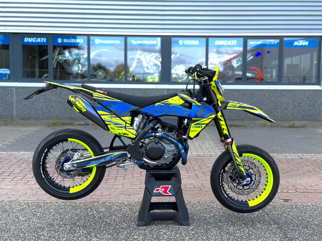Husqvarna FE 450 2021 Supermoto Supermotard A2 VTR Style